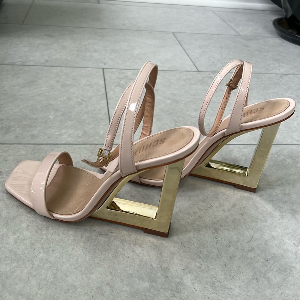 Schutz Nude and Gold Women's Heels